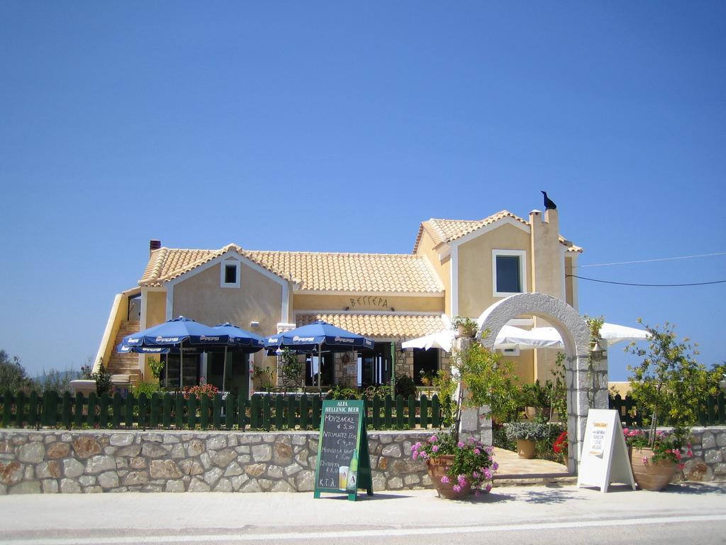 Vegera Apartments Vasilikiadhes Exterior photo